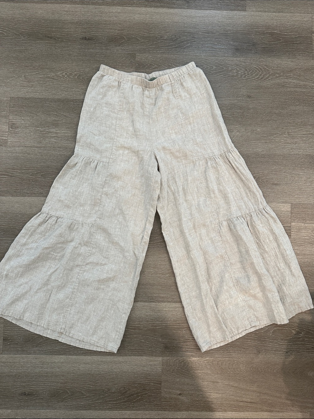 Wide-Leg Tiered Linen Pants in Light Beige